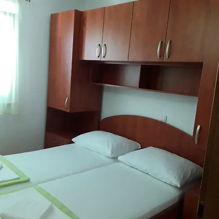 Milic Apartments Makarska Exterior photo